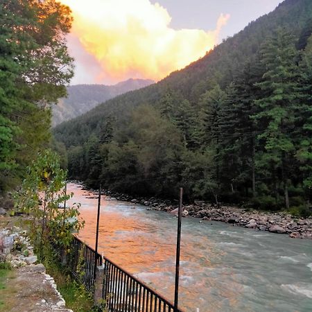 Hotel The White House à Kasol Extérieur photo
